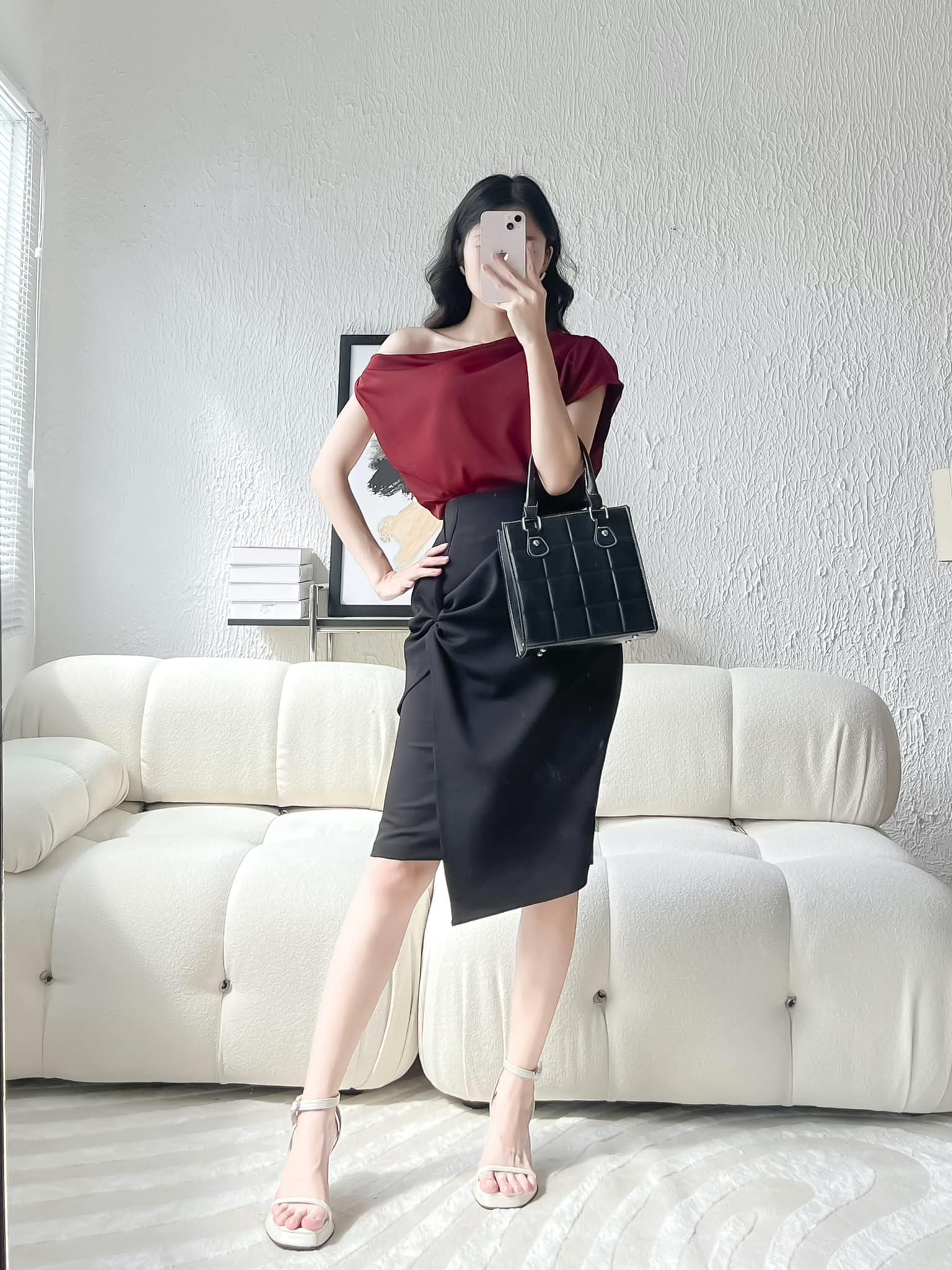 VELLE DESIGN Áo lụa cổ đổ Isa chất lụa nhung hongkong cao cấp.