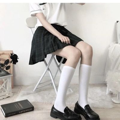 tất bắp chân mỏng trắng đen