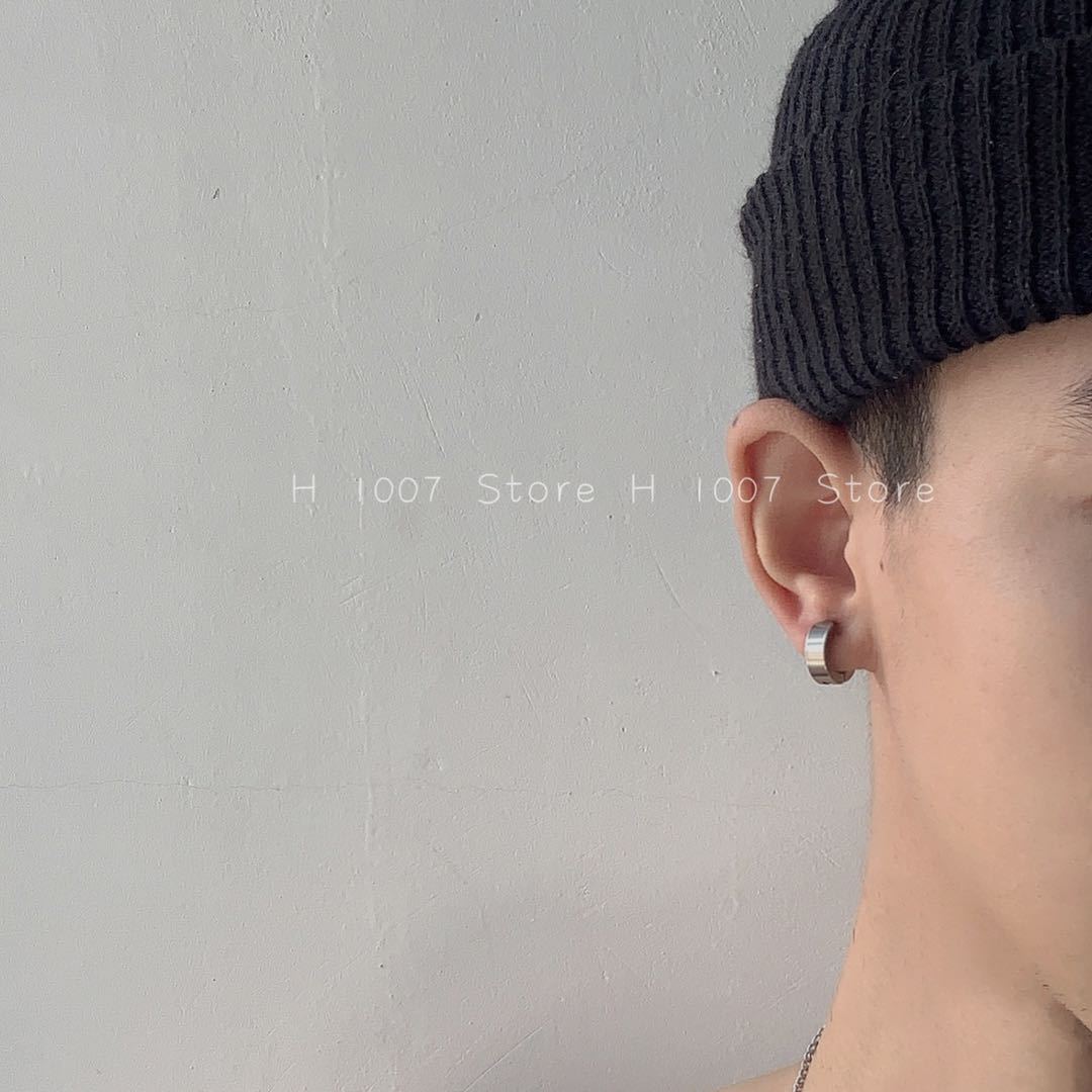 🌟 1 Chiếc Bông tai nam bản dày kẹp gài vành tai không cần bấm lỗ tai không rỉ đen style hiphop cá tính FAVOURIE