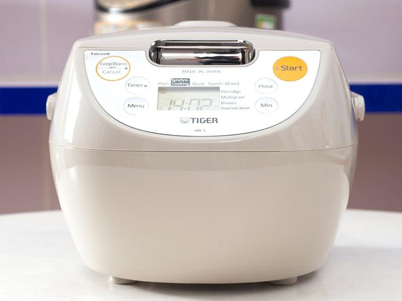 Nồi Cơm Điện Tử Tiger JBV-S18W - 1.8L