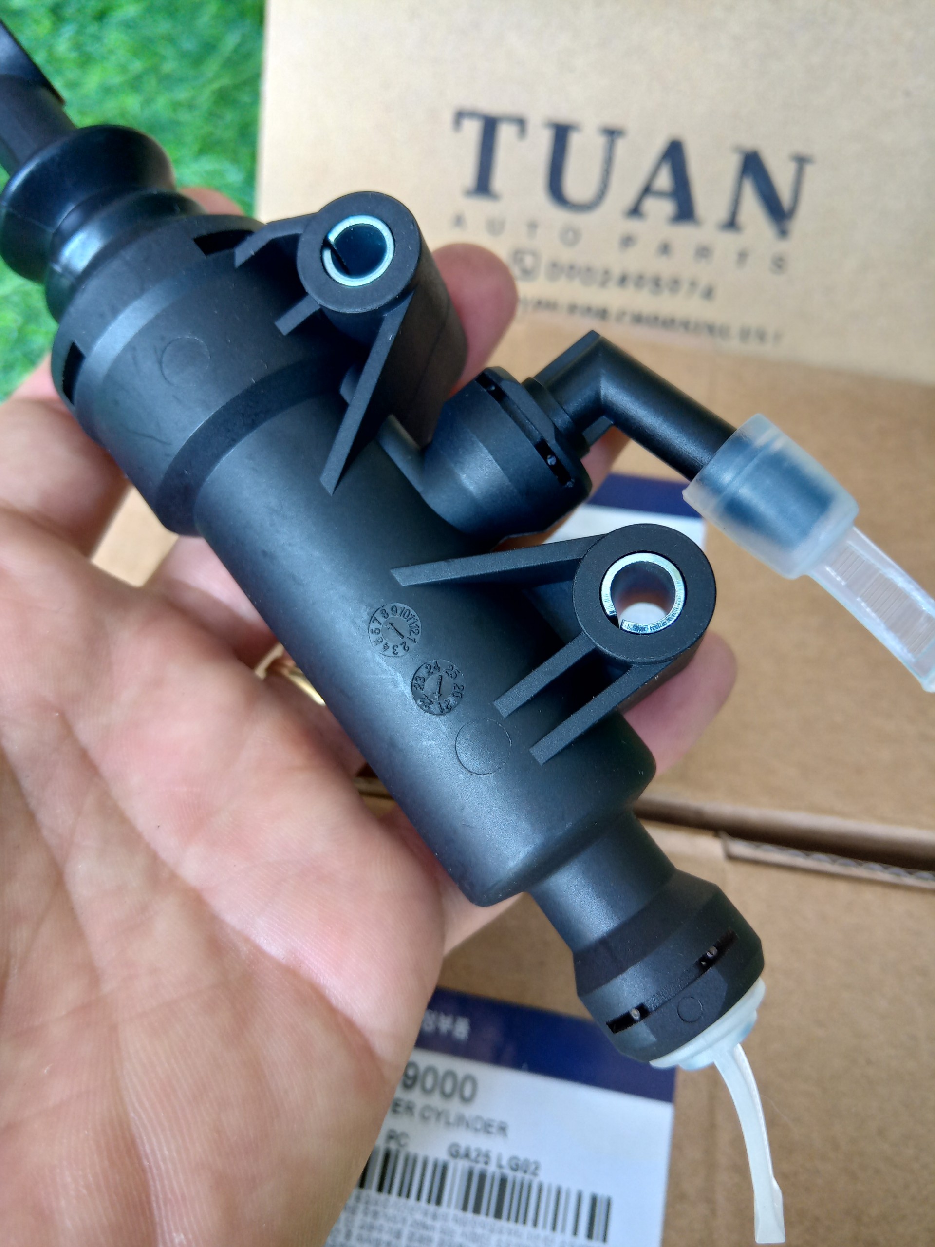 Heo tổng côn trên hyundai solati