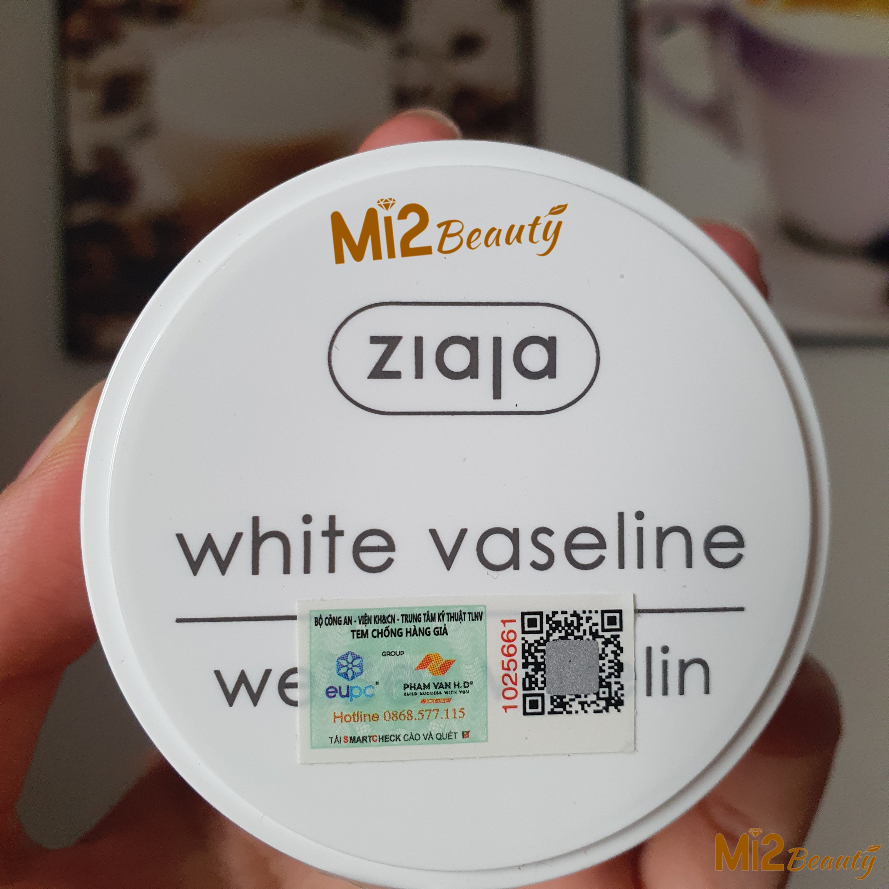 Sáp dưỡng môi Vaseline (dưỡng tái tạo da Ziaja White Vaseline) 30ml
