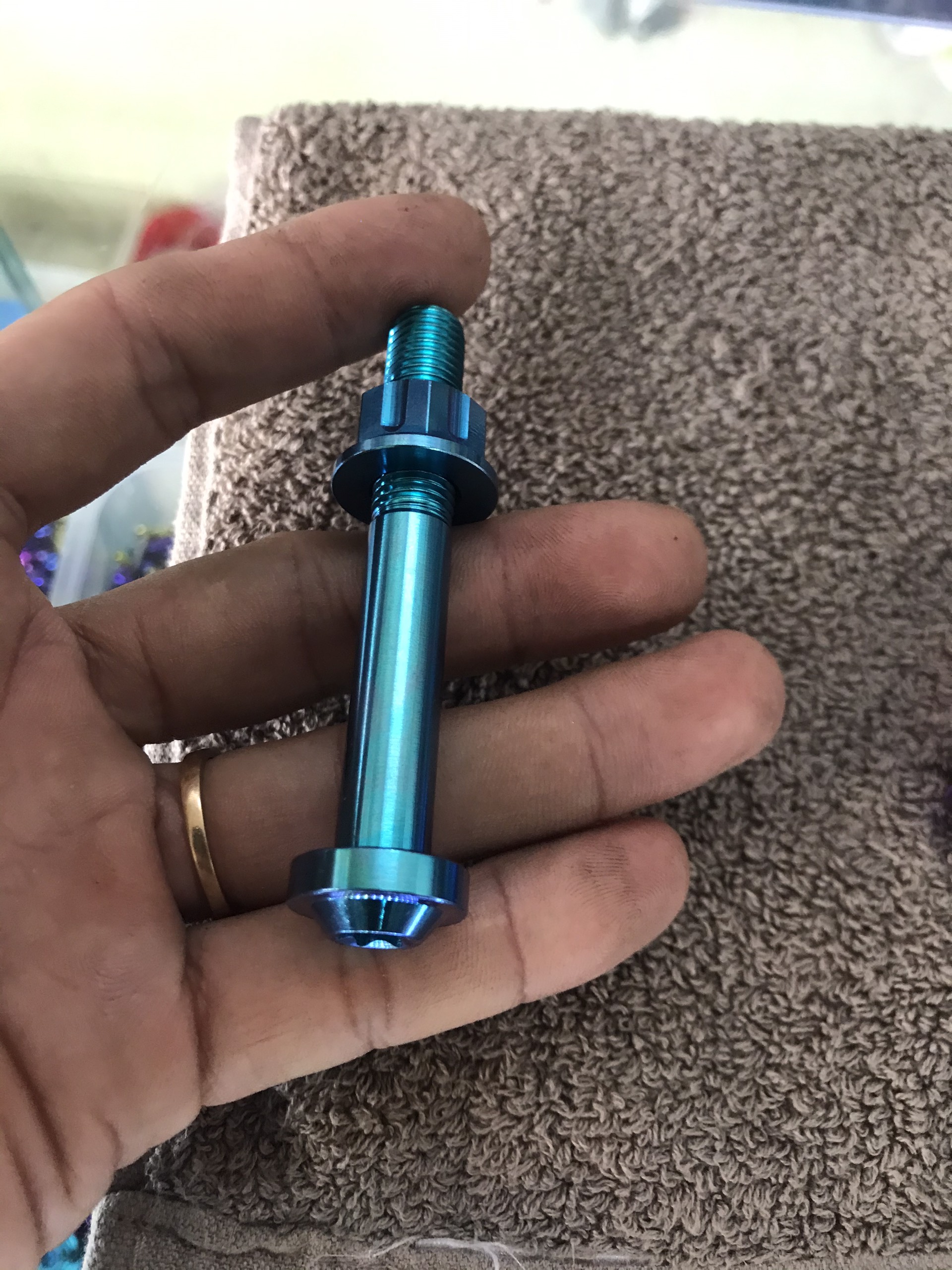 Ốc cốt phuộc titanium chuẩn GR5 cho các dòng xe Honda - Yamaha - Suzuki