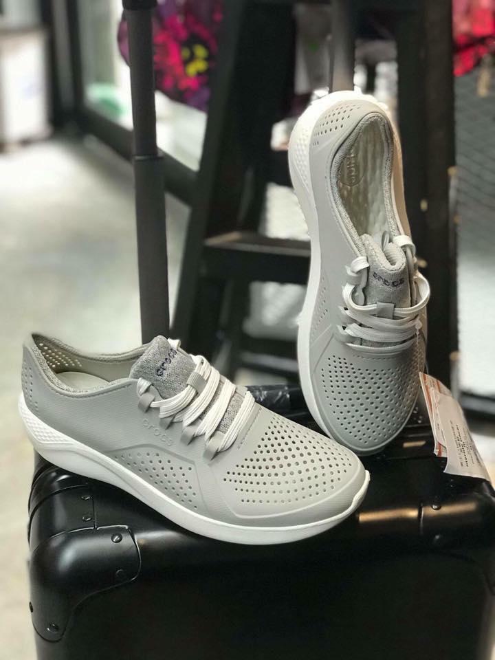 Giày nhựa buộc dây Crocs. Literide Pacer (nhiều màu)