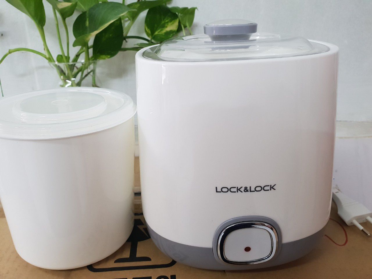 [HCM]Máy Làm Sữa Chua Lock&Lock EJY110SLV (1000ml)