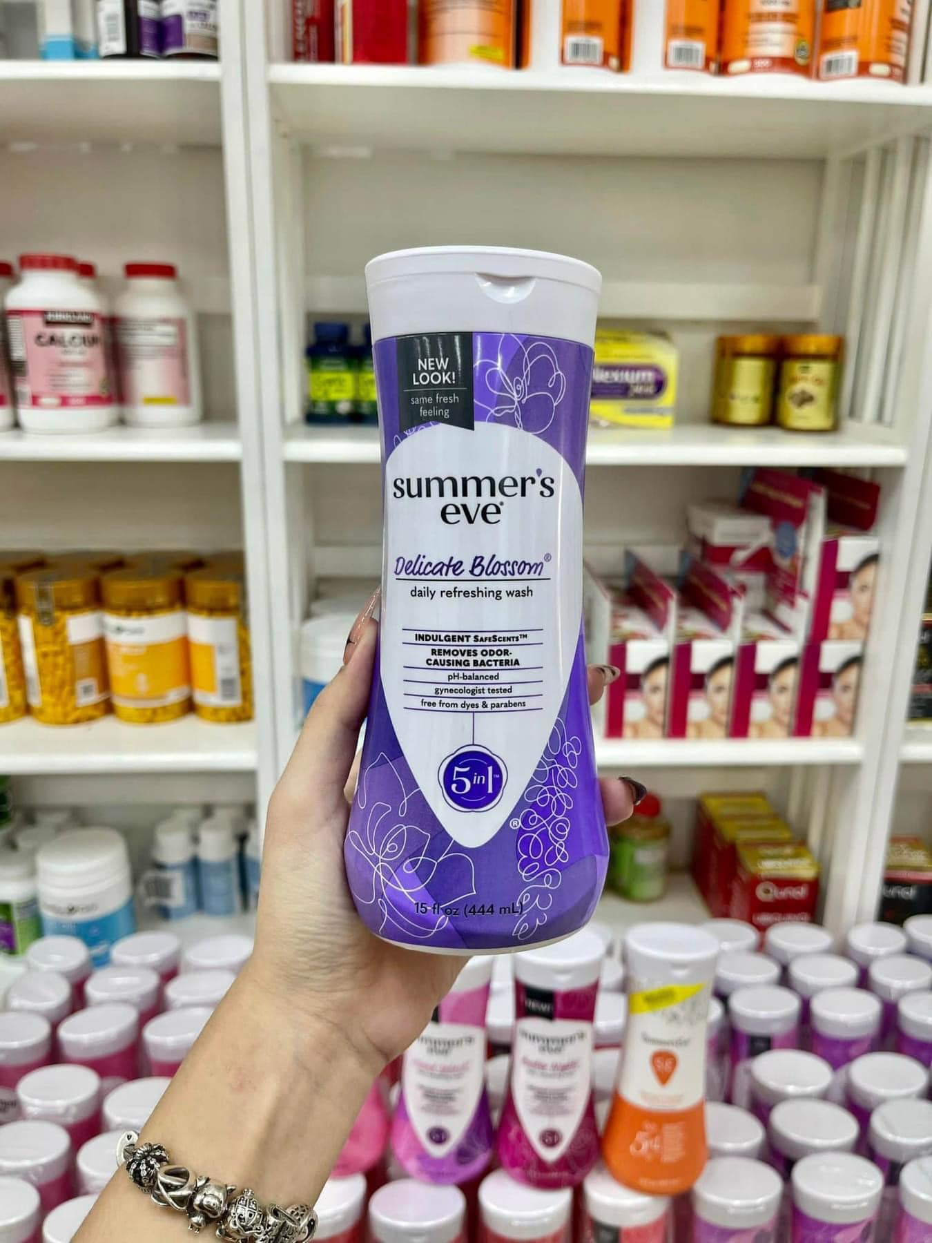 Dung dịch vệ sinh phụ nữ summer's eve 5in1 444ml