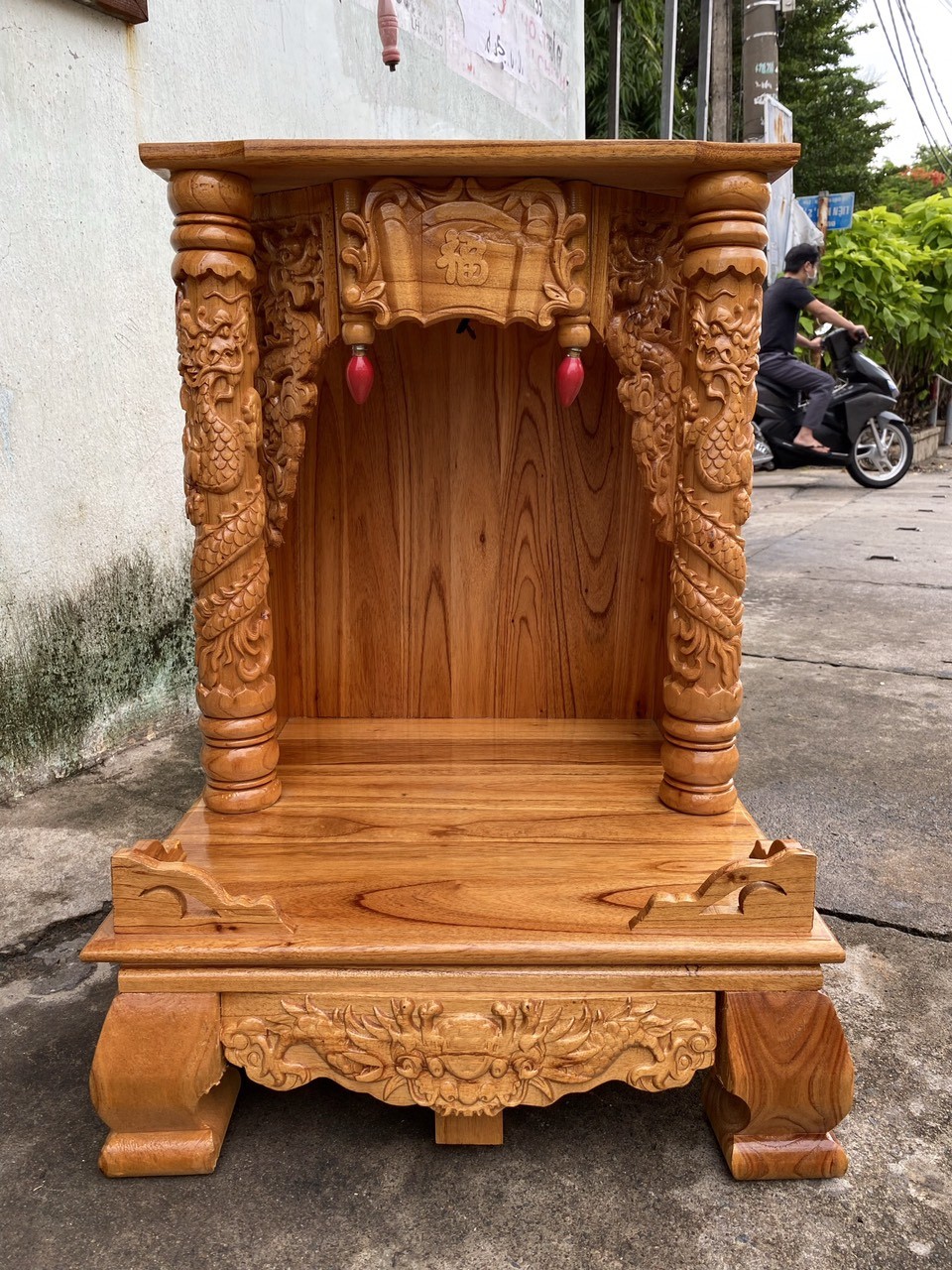 Bàn thờ thần tài ông địa 48 x 68cm ngăn kéo lớn.hàng đẹp chuẩn