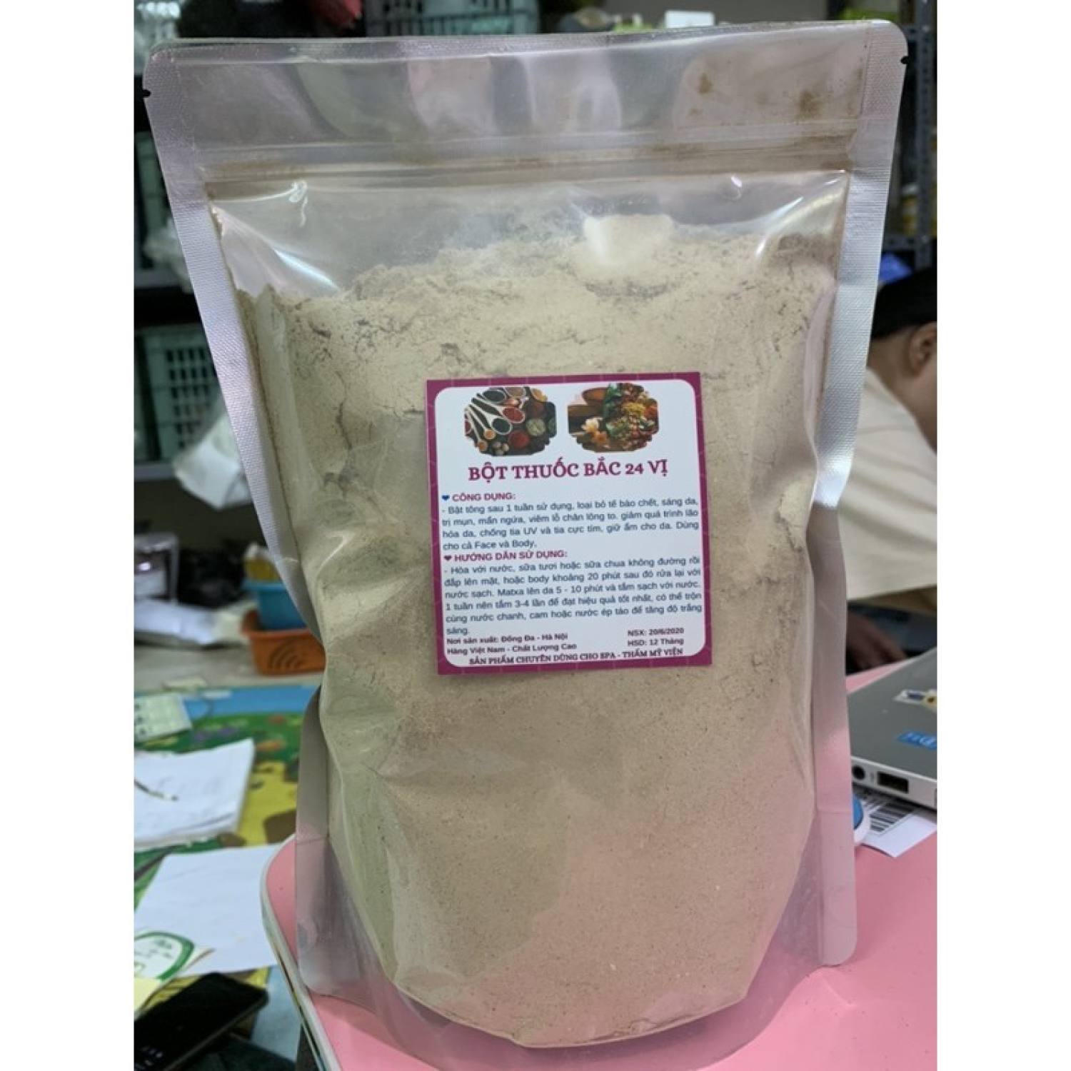 500gr Bột tắm trắng thuốᴄ Bắc 24 vị handmade