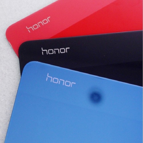 Nắp lưng kính Huawei Honor 8X