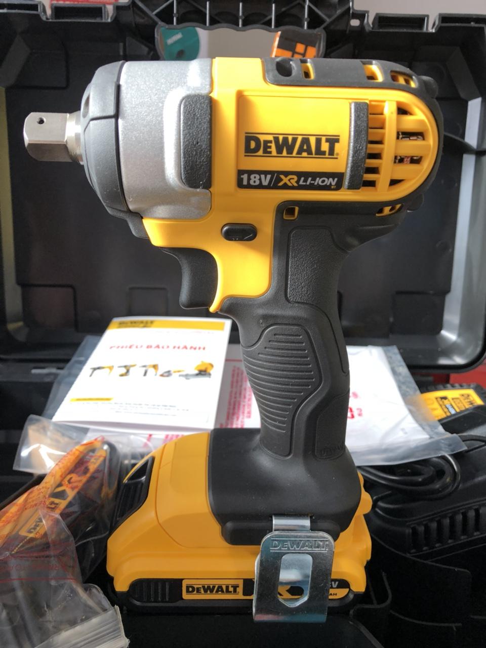 DeWALT - 18V - 2.0Ah MÁY VẶN BU LÔNG ĐỘNG LỰC DÙNG PIN - DCF880D2