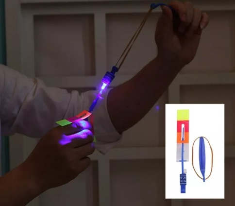 Đồ Chơi Phi Tiêu Phát Sáng Bắn Lên Trời -  Mã SP YL026