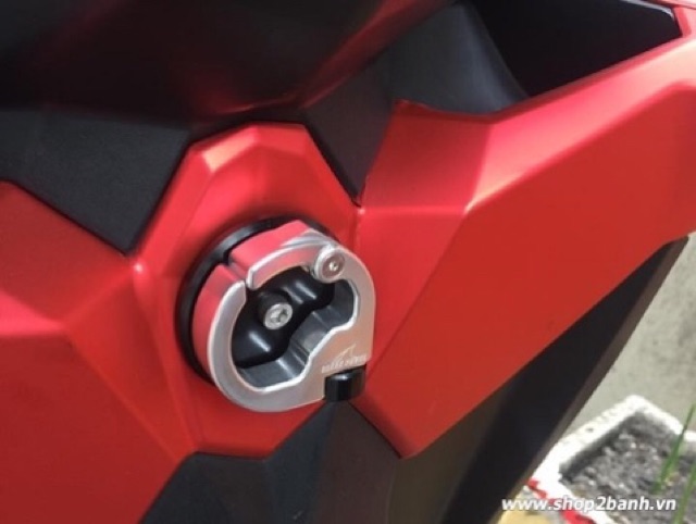 [HCM]Móc Treo Đồ Xe Máy Cnc Shark Power Click Vario