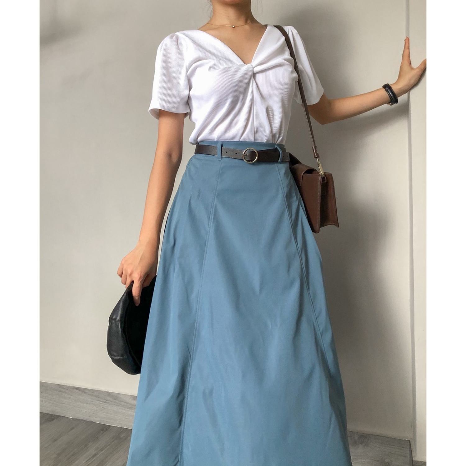 Chân váy dáng dài xếp ly