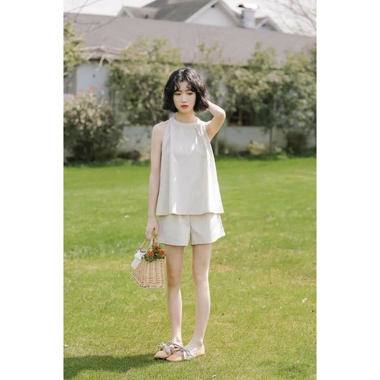 Bộ Đùi Chất Đũi Áo Yếm Siêu Xinh