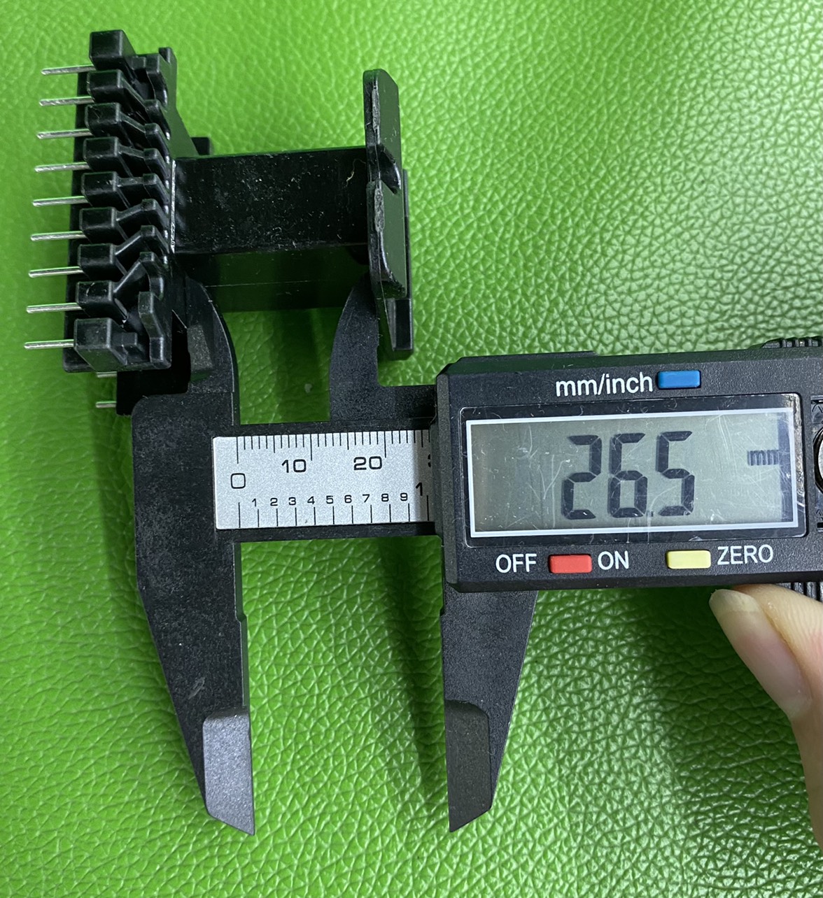 Lõi biến áp xung EE42 20MM vuông đứng (9+9)
