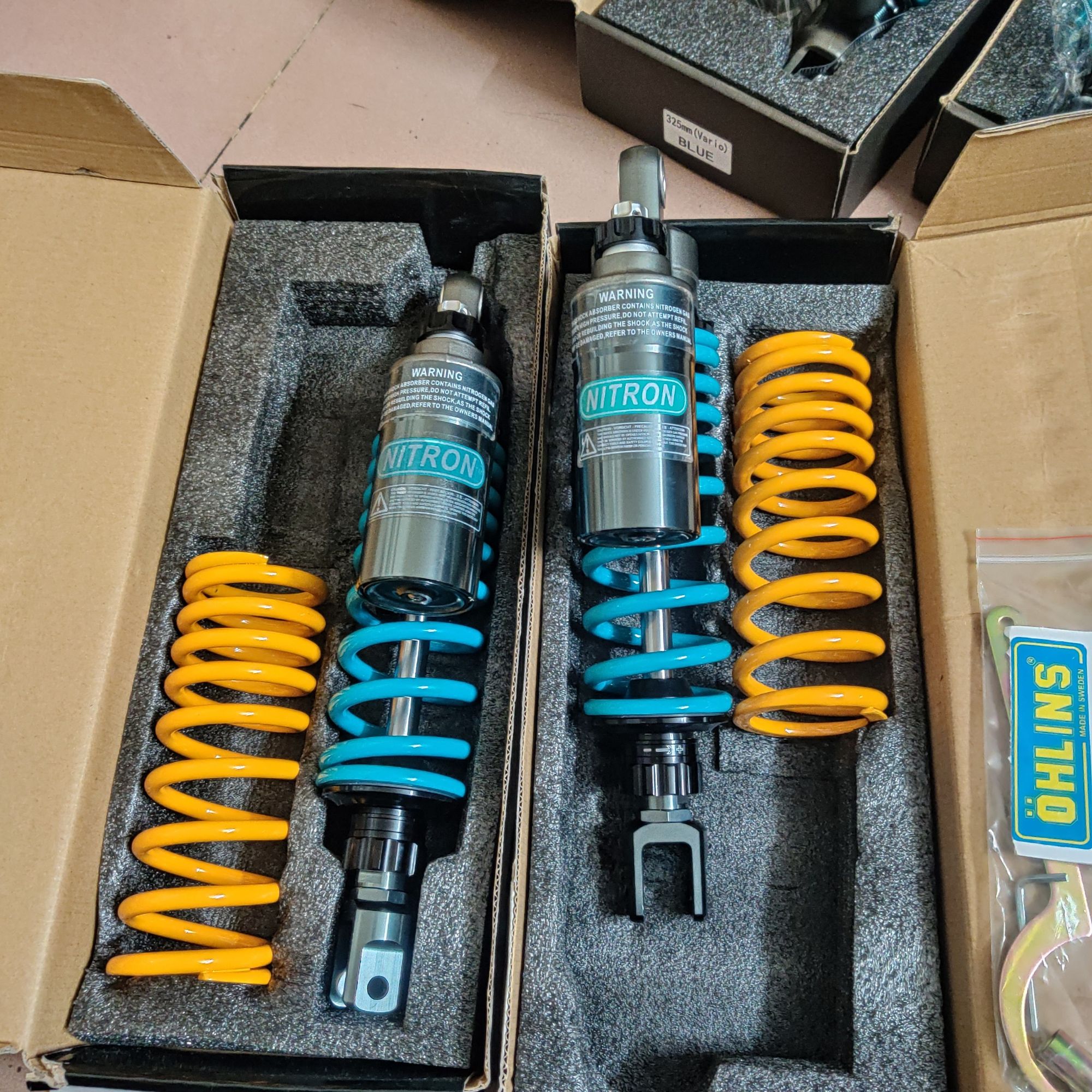 [HCM]phuộc bình dầu trên nitron (2 lò xo) 1 cây gắn vario click SH mode