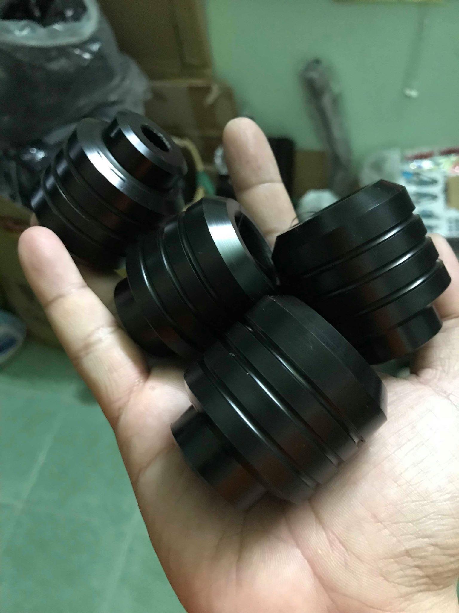 Cặp chống đổ trước đen kiểu PKL 2 bên