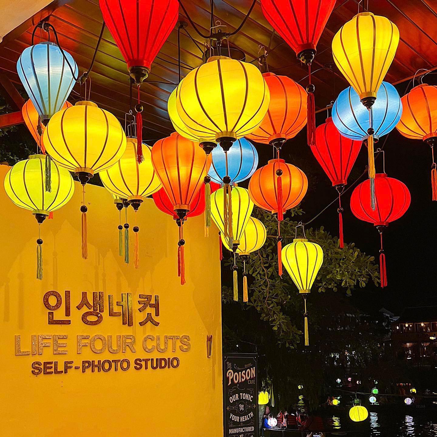 Đèn lồng Hội An phi bóng ngoài trời 30cm