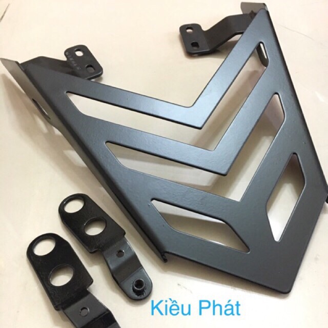 Cảng sau Winner X kiểu xương cá