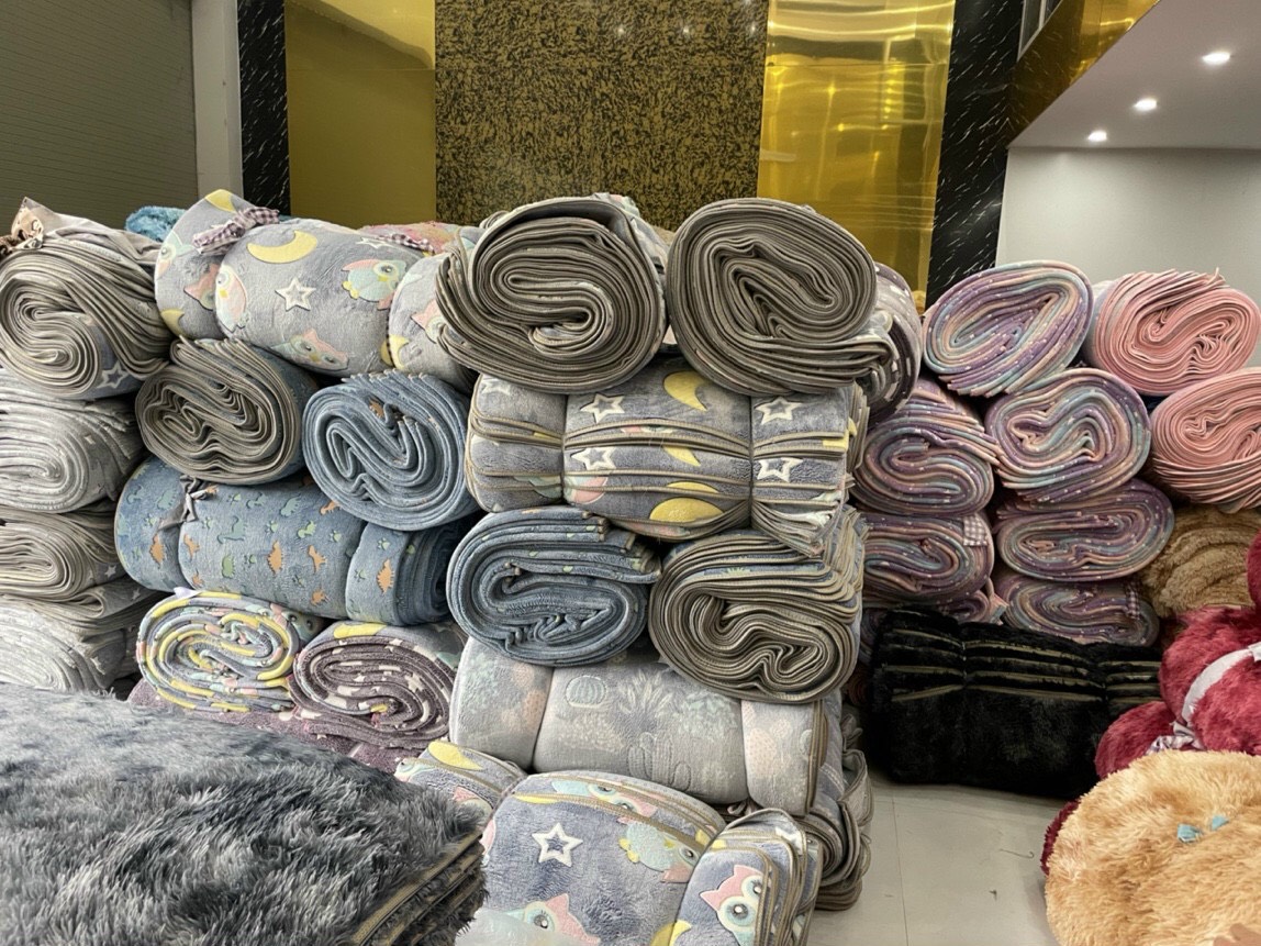 THẢM LÔNG THỎ PHÁT SÁNG 1M6X2M