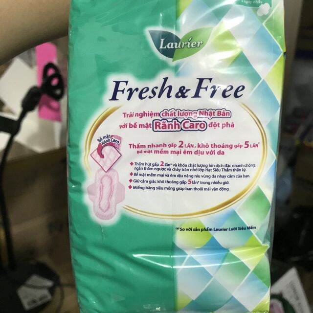 BVS FRESH& free laurier 20 miếng( 22cm) có cánh