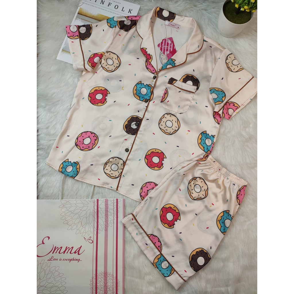 Bộ Mặc Nhà Lụa Pyjama Áo Ngắn Tay, Quần Đùi Emma EHSLU.21.042.08