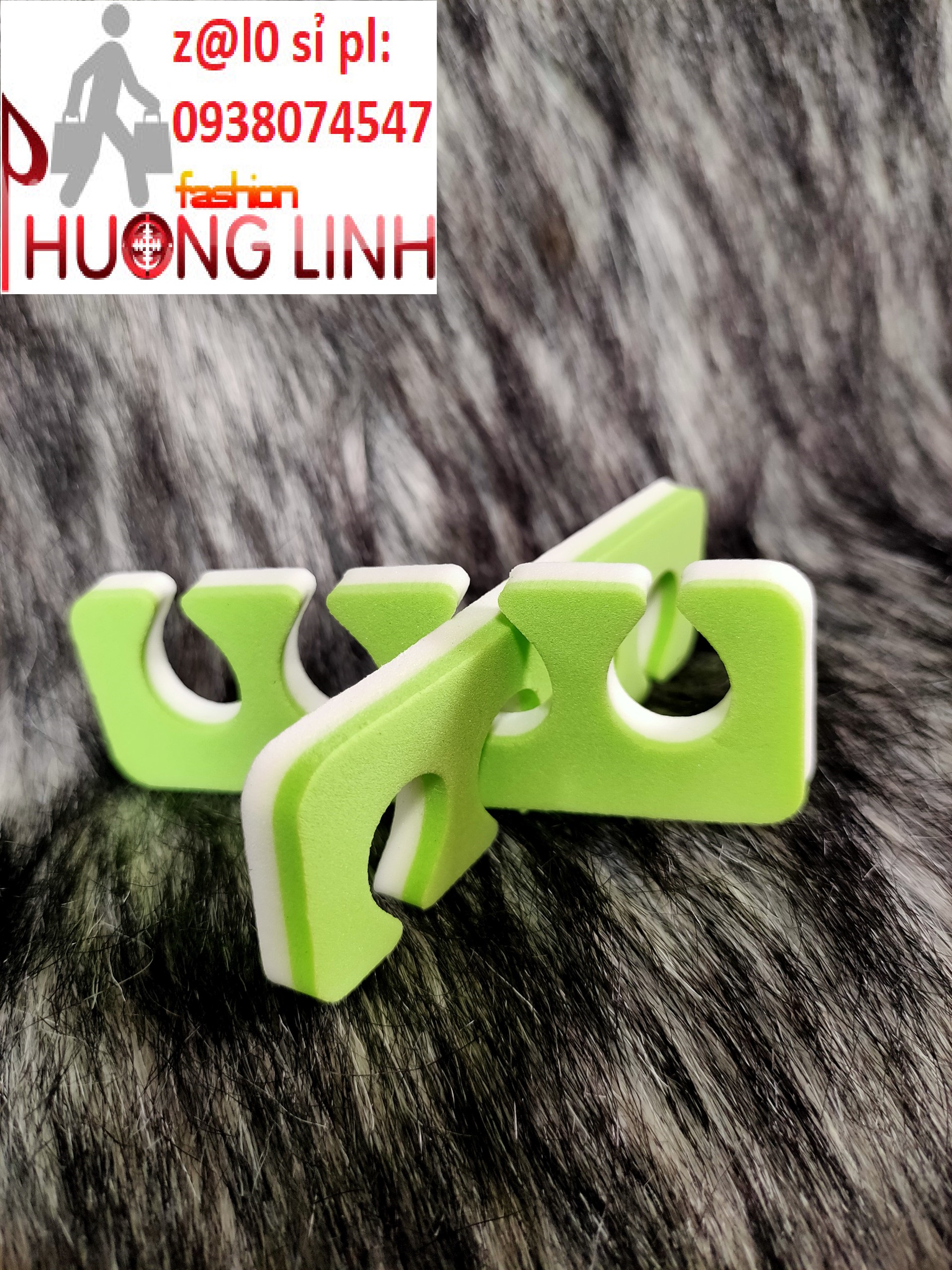 1 cặp Tách ngón chân bằng xốp mềm