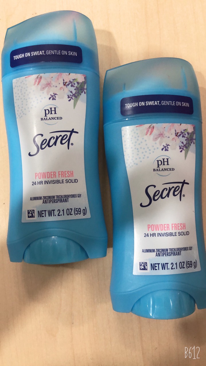 Lăn khử mùi sáp Secret pH Balanced Powder Fresh Invisible Solid 59g (Mỹ)