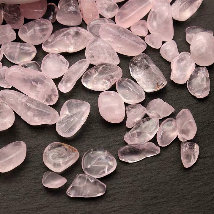 [HCM][Đá Tự Nhiên 100%] Đá thạch anh vụn màu hồng trang trí (500g)