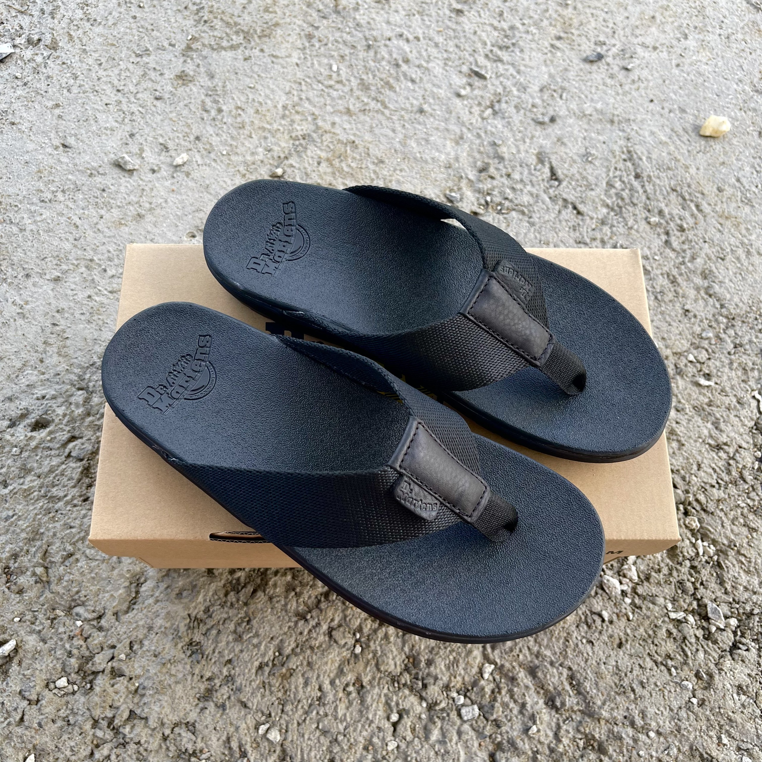 Dép Dr Marten MaNa Thailand