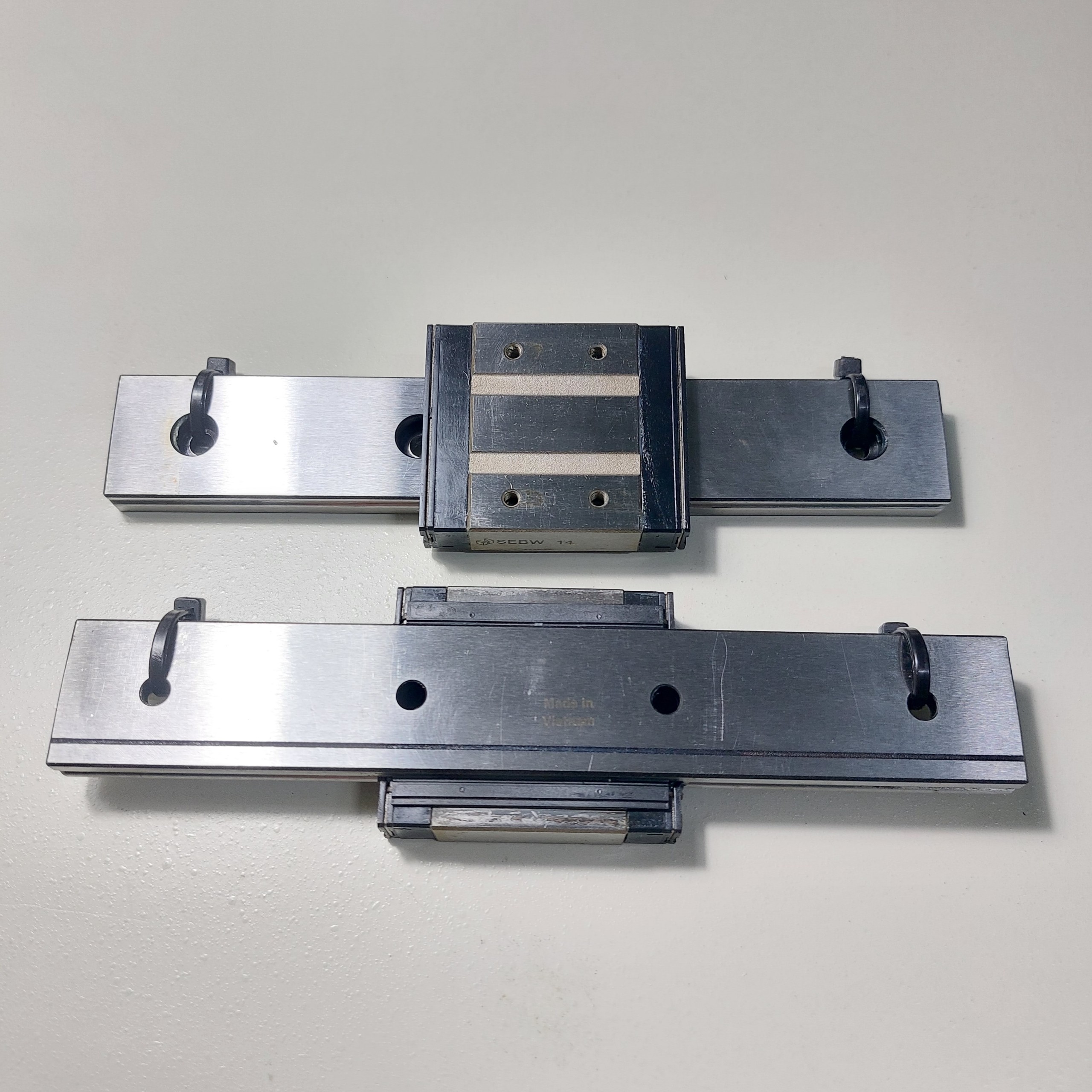 Con trượt thanh trượt ray24-dài 150mm 1block misumi sebw14