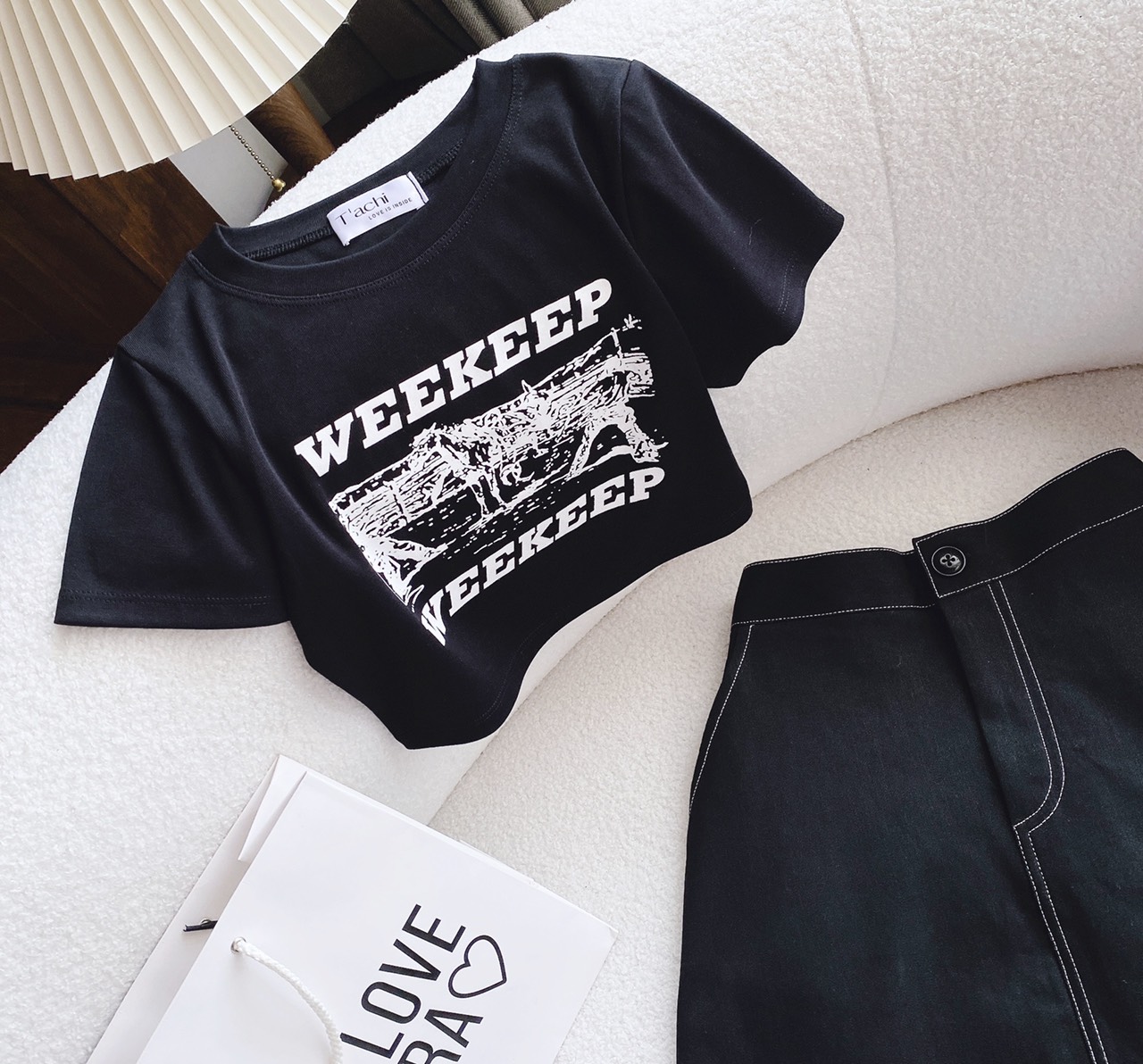 Set Crop Pull Đen Chân Váy Midi Jean Năng Động Cá Tính