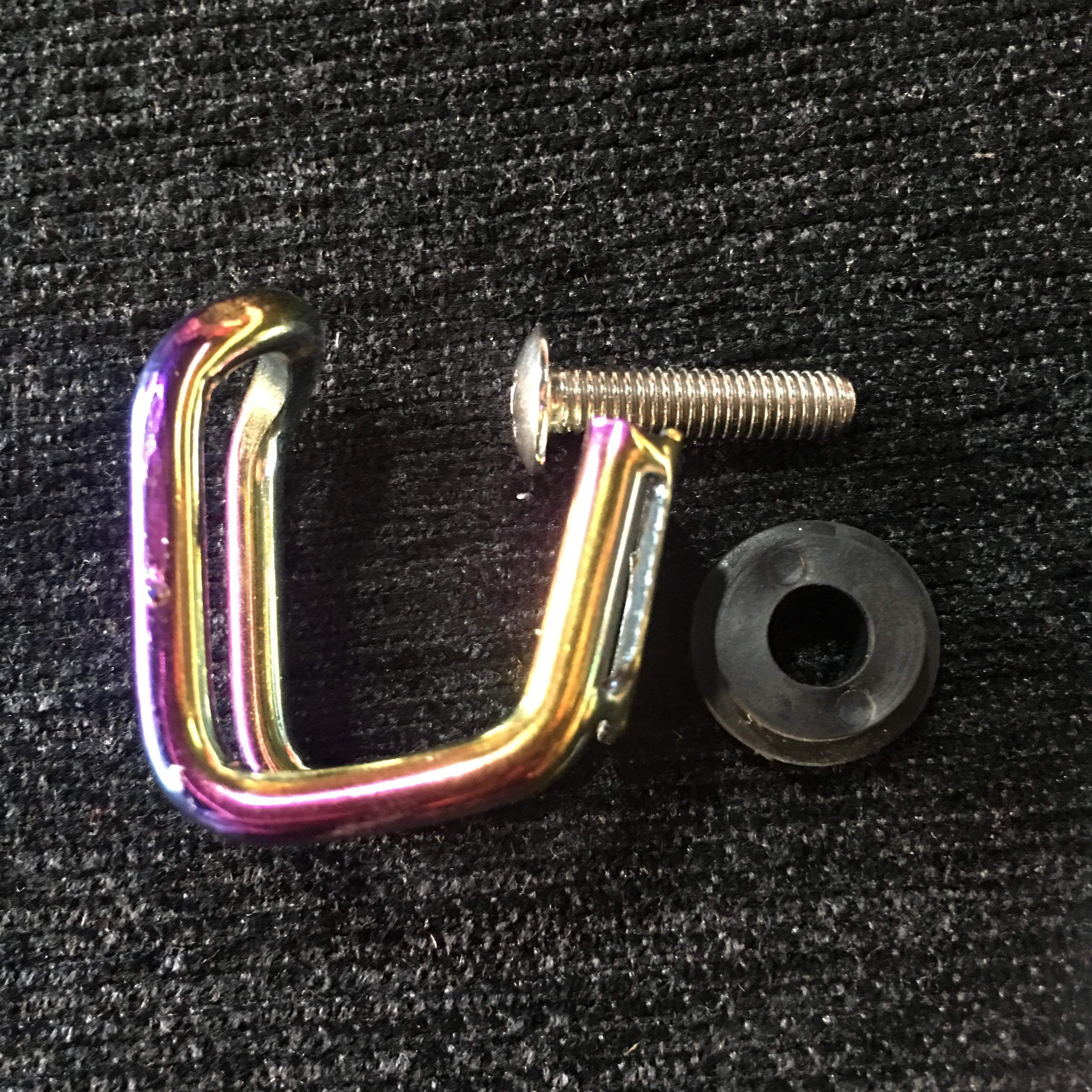 BỘ MÓC TREO XE MÁY HÌNH CÁ HEO 7 MÀU ( 3 cái )
