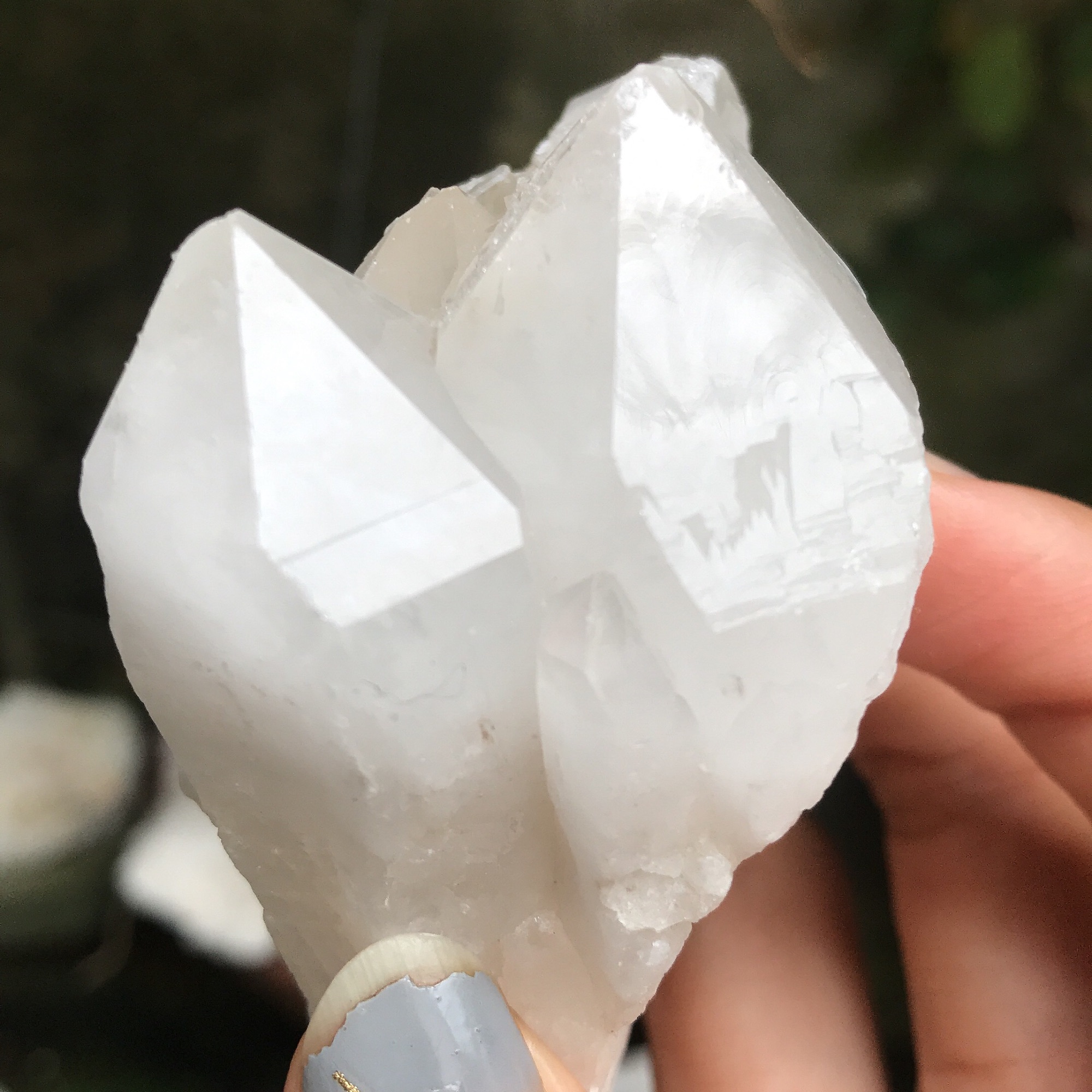 Đá Thạch Anh trắng dạng búp sưu tầm S28