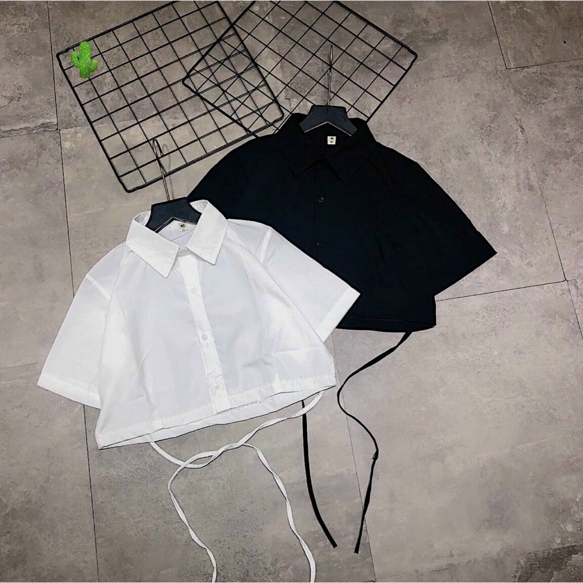 Áo Sơ Mi Ngắn Tay Croptop Cột Dây Eo