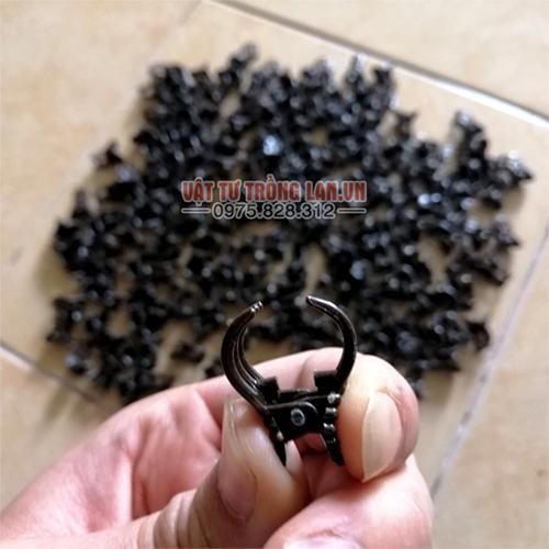 Kẹp nhựa hình con bướm màu nâu cố định Lan loại nhỏ túi 100 cái