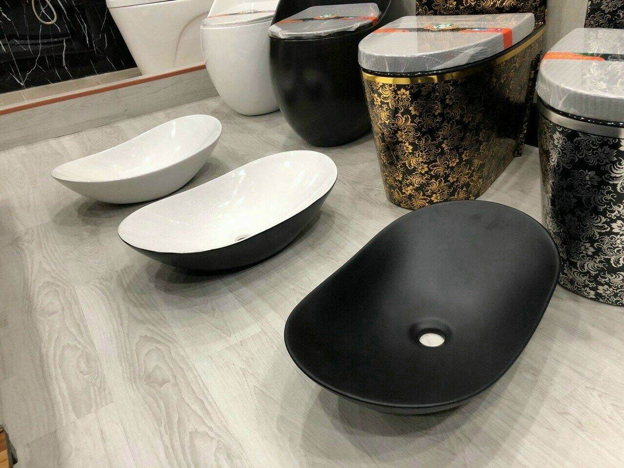 Lavabo thuyền cao cấp. Giá gốc 3400000đ.