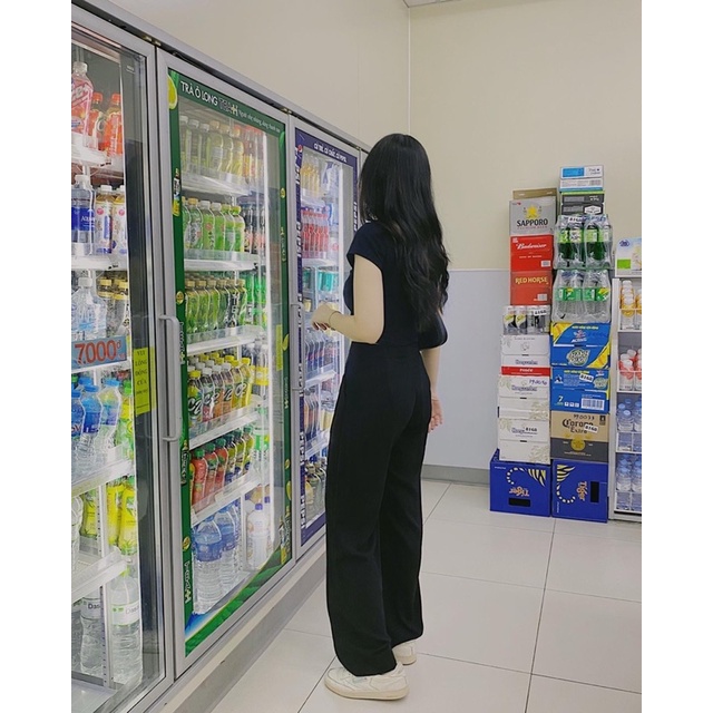 Áo croptop thun đen RUCHAN