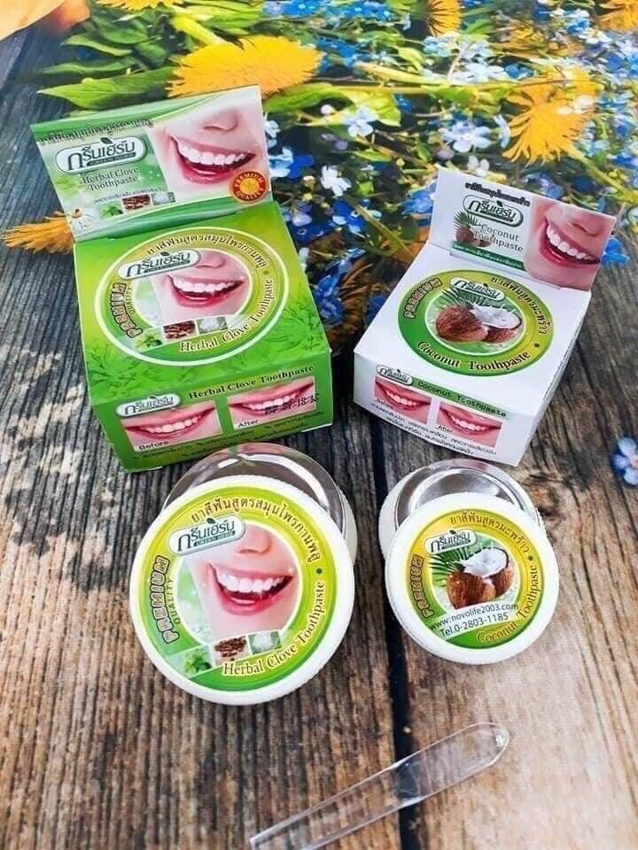 Kem trắng răng HERBAL CLOVE TOOTHPASTE Thái Lan