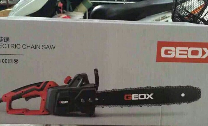 Máy cưa xích Điện GEOX