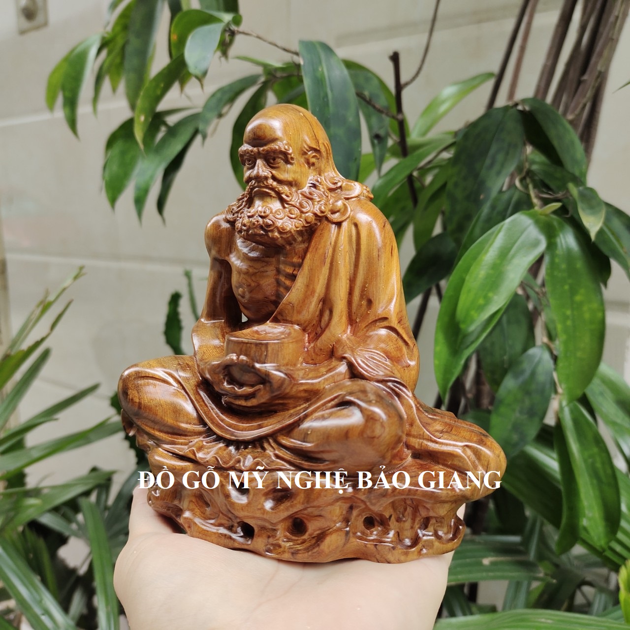 Buddha Statue of Dharma Master Made of Green Cypress Wood