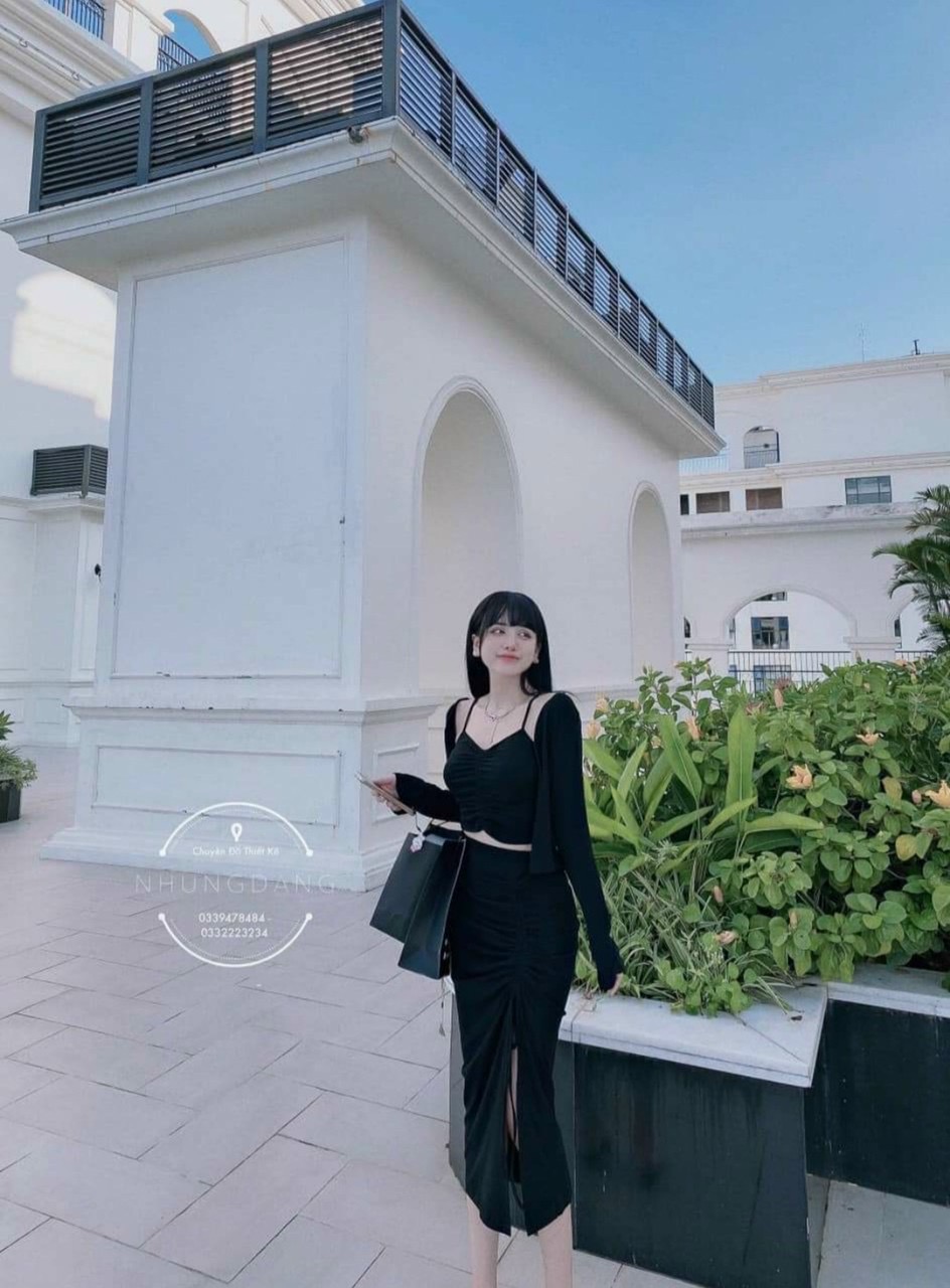 Đầm body xẻ tà rút dây kèm áo khoác ngoài dịu dàng sexy