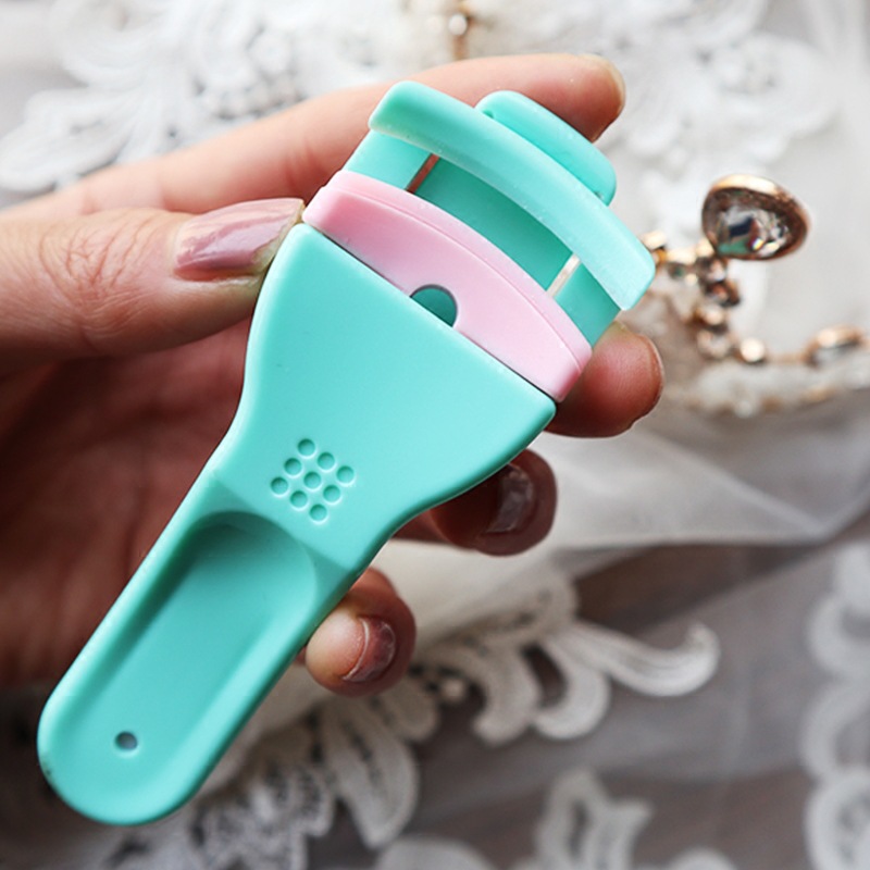 Dụng cụ bấm lông mi mini HT1