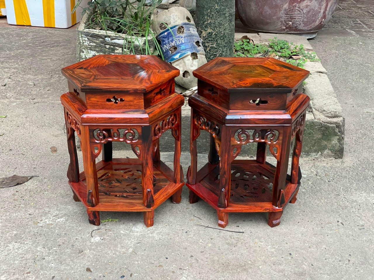 đôn trắc kích thước cao 40 cm mặt 28 cm