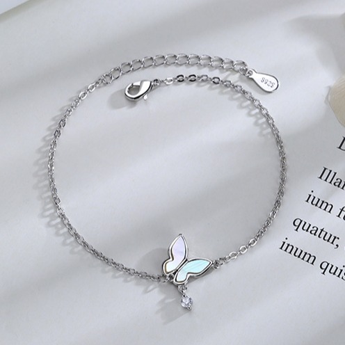 Lắc tay bướm xinh ánh bạc