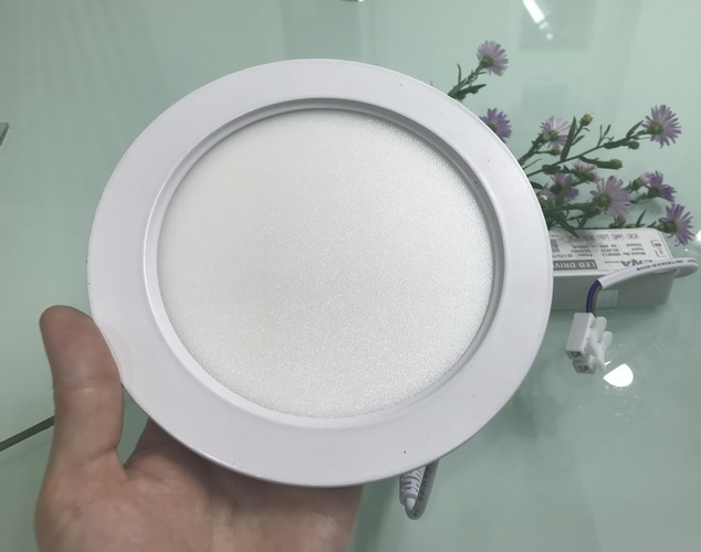 Đèn panel tròn âm trần siêu mỏng ENA 9W