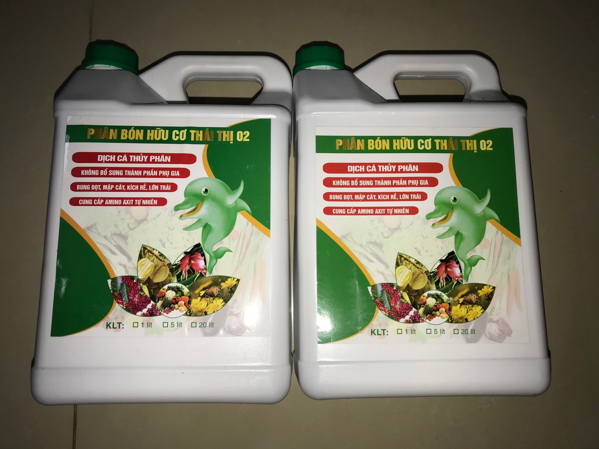 Bình 5 lít phân cá, dịch cá thủy phân dùng trồng rau sạch