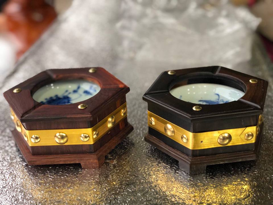 Gạt tàn gỗ trắc