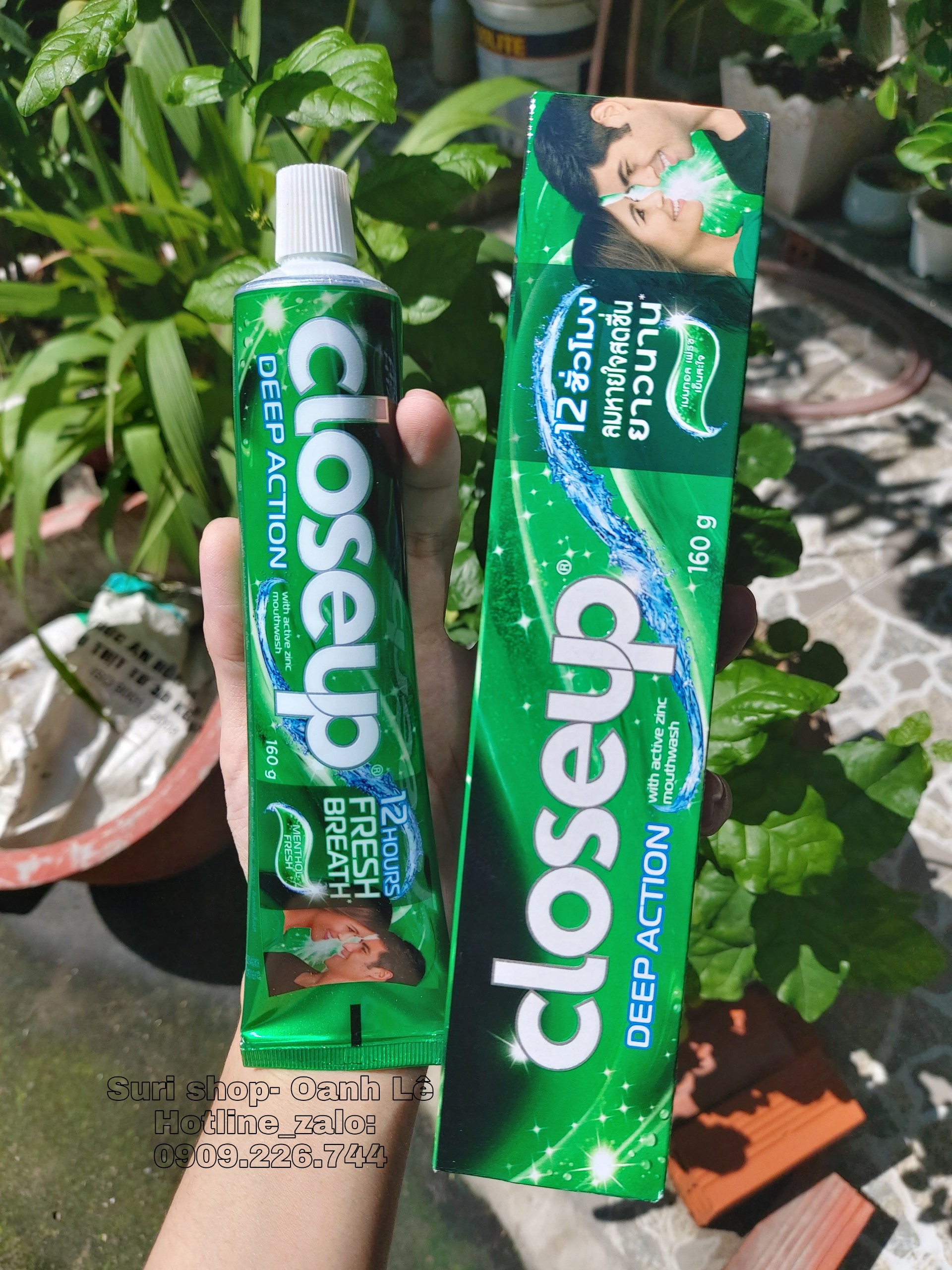 Combo 2 tuýp kem đánh răng Close Up Thái Lan 160gram ( trắng răng, hơi thở thơm mát )