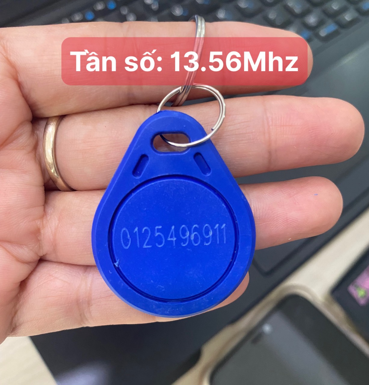Thẻ từ dạng móc khóa tần số 13.56Mhz